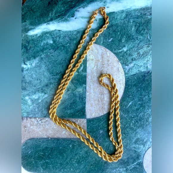 Vintage Monet Twisted Gold Tone Chain - Picture 1 of 4